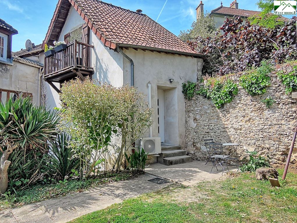 Appartement Studio LA QUEUE LEZ YVELINES (78940) WEST BRIDGE