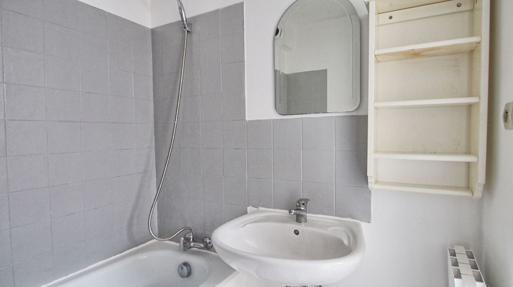 Appartement Studio LA QUEUE LEZ YVELINES (78940) WEST BRIDGE